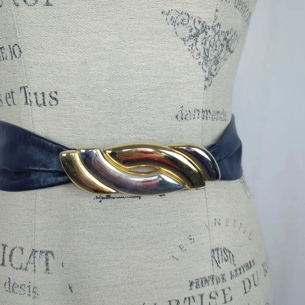 Vintage Liz Claiborne Leather Belt Small Blue Leather - Picture 2 of 8